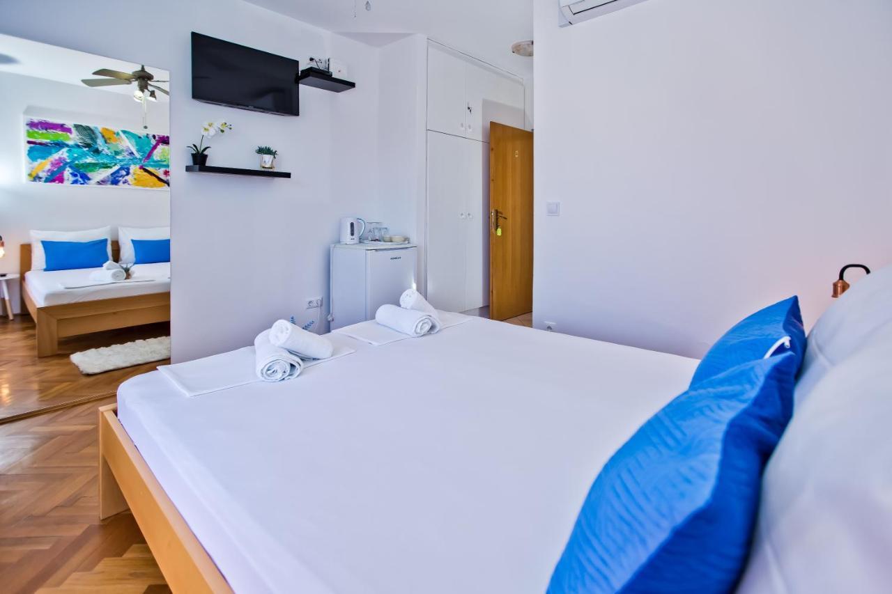 Apartments And Rooms Marija Χβαρ Εξωτερικό φωτογραφία