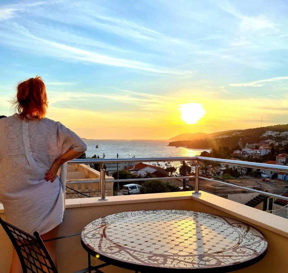 Apartments And Rooms Marija Χβαρ Εξωτερικό φωτογραφία