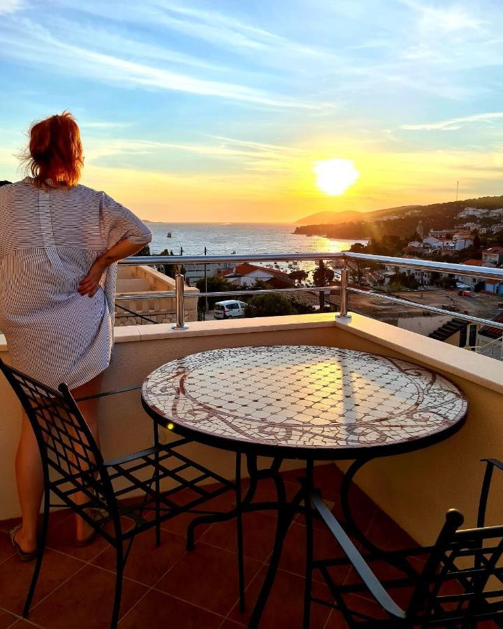 Apartments And Rooms Marija Χβαρ Εξωτερικό φωτογραφία