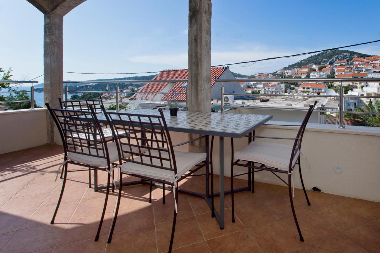 Apartments And Rooms Marija Χβαρ Εξωτερικό φωτογραφία